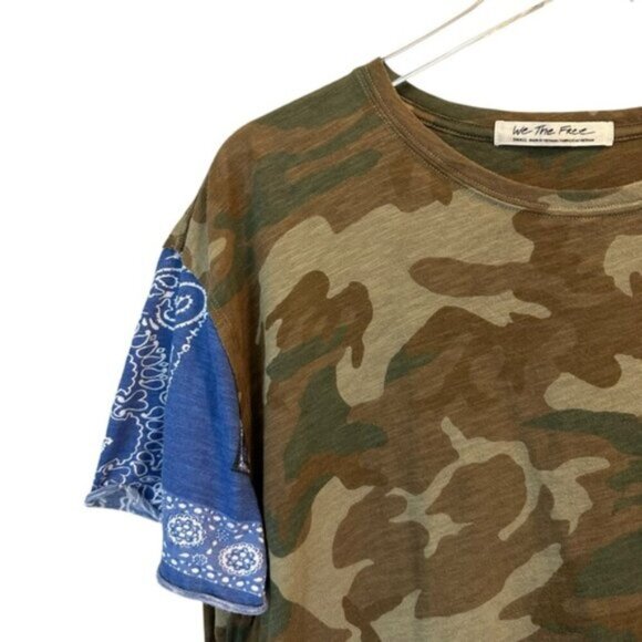 We The Free | Camouflage & Blue Print T-shirt Size Small - Picture 4 of 6
